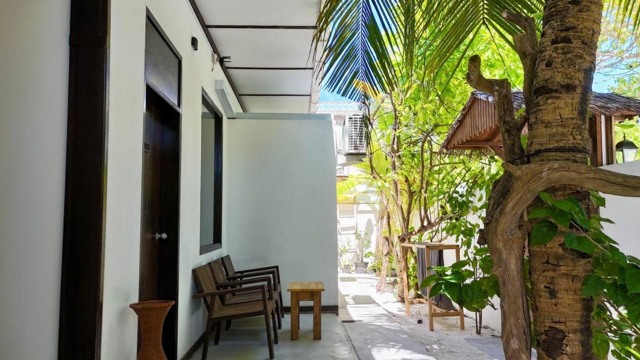 Seascape Retreats Dhigurah Hotel Dhigurah  Ngoại thất bức ảnh