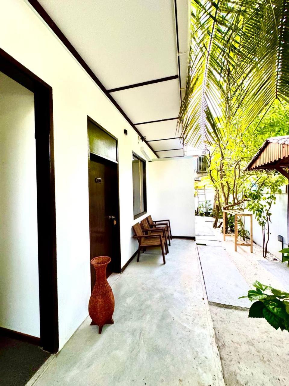Seascape Retreats Dhigurah Hotel Dhigurah  Ngoại thất bức ảnh