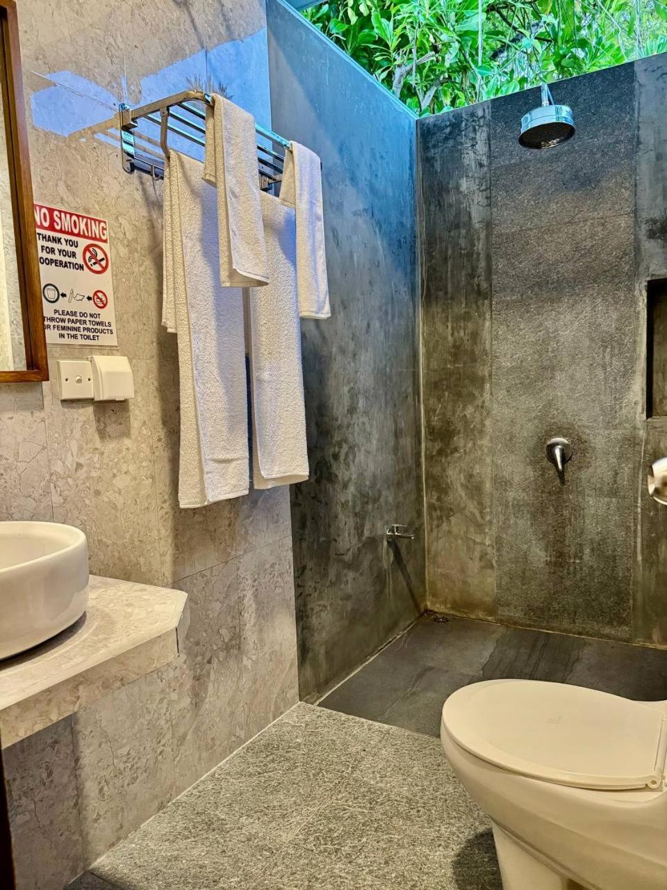 Seascape Retreats Dhigurah Hotel Dhigurah  Ngoại thất bức ảnh